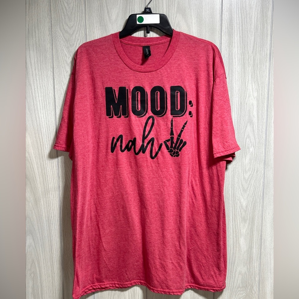 Gildan Soft Style Women’s Short Sleeve Shirt  “Mood Nah” Size 2XL